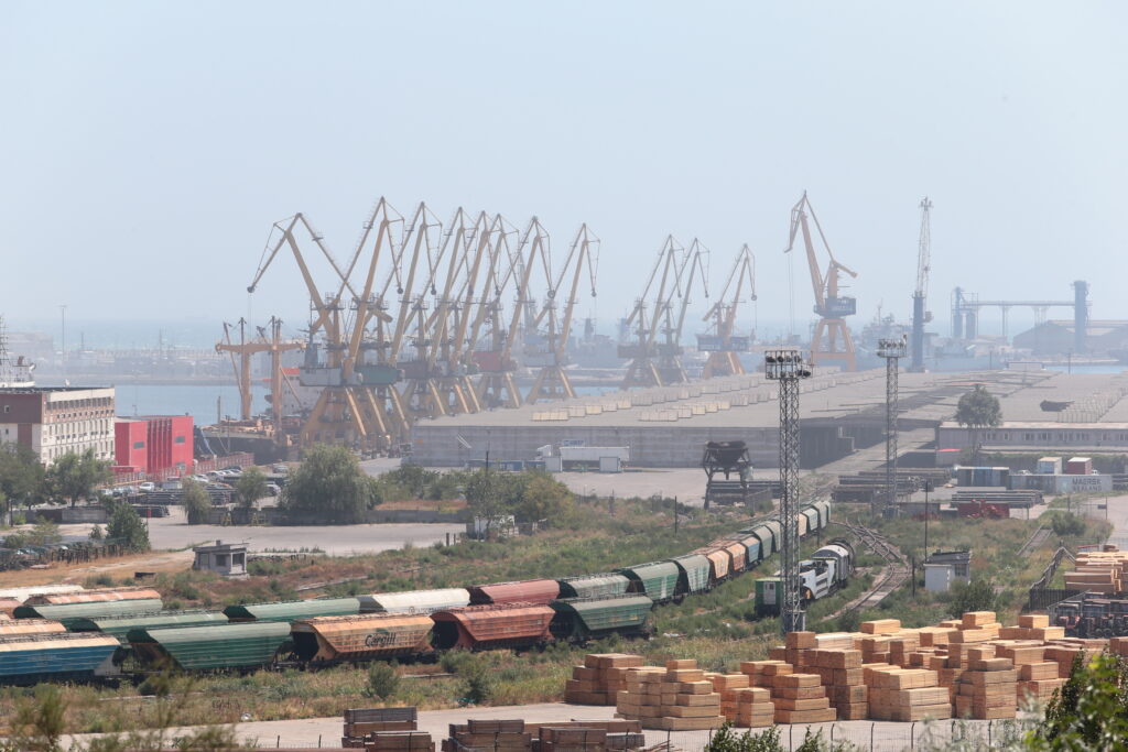 România deschide drumul către Europa: Pakistan primește acces prin Portul Constanța pentru exporturile sale