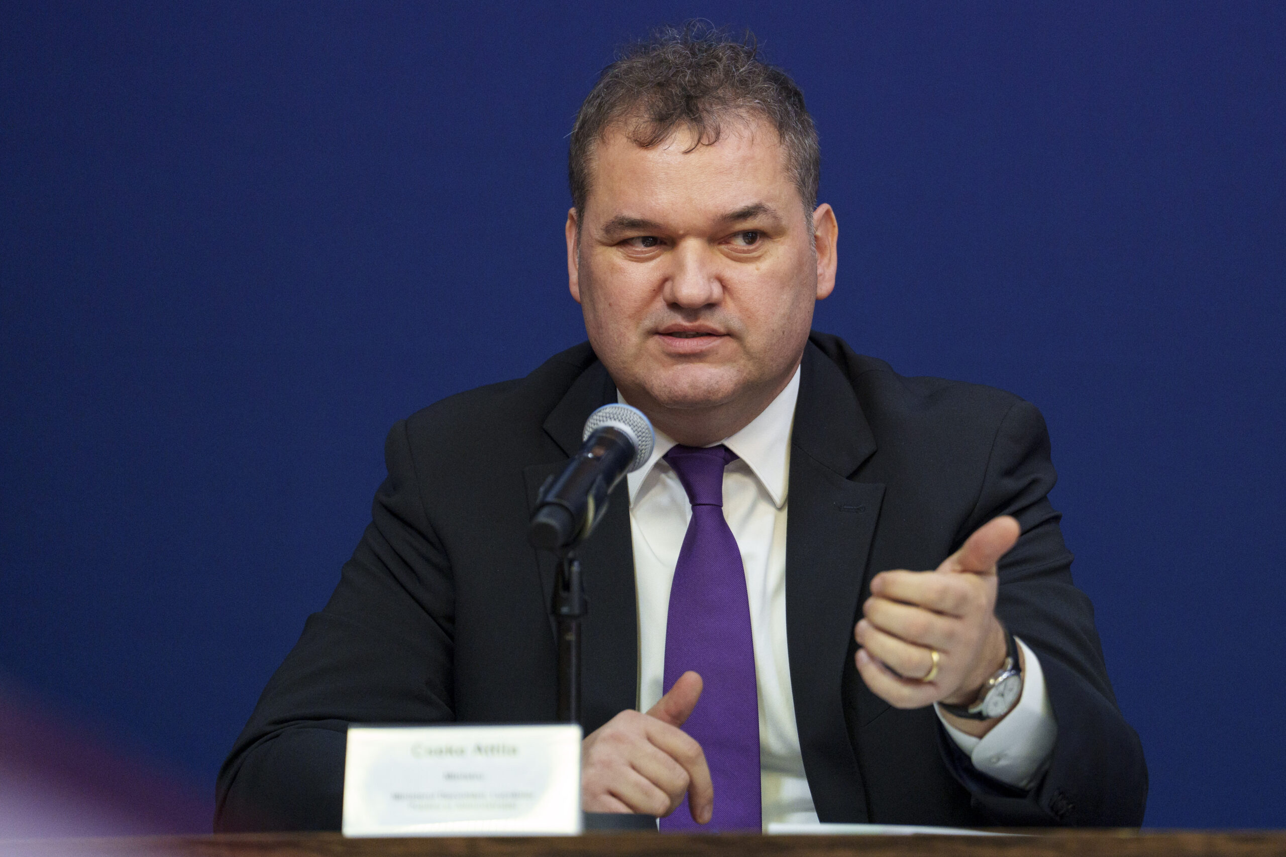 Nu aș spune că este haos administrativ, este loc de mai bine