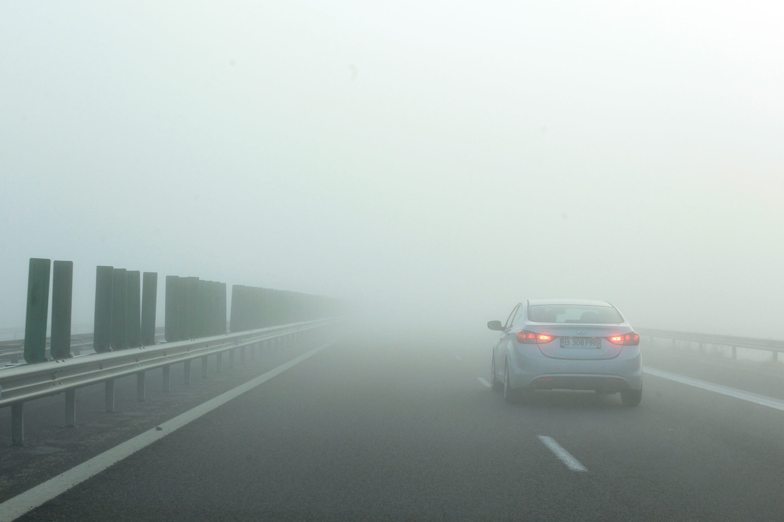 Ceață pe Autostrada Soarelui: vizibilitate sub 50 de metri în trafic