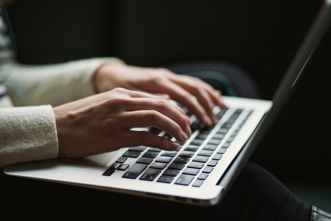 AGDE solicită aplicarea imediată a prevederilor legale privind remunerația compensatorie pentru copia privată în beneficiul editorilor de presă