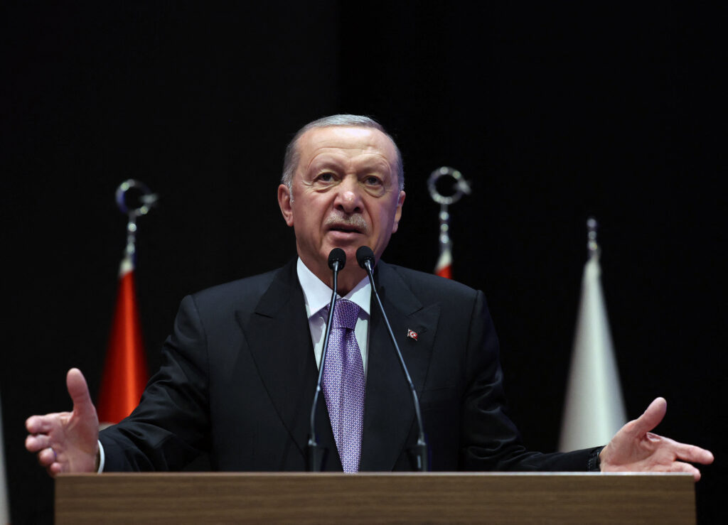 Erdogan reafirmă sprijinul absolut pentru soluţia cu două state în Cipru