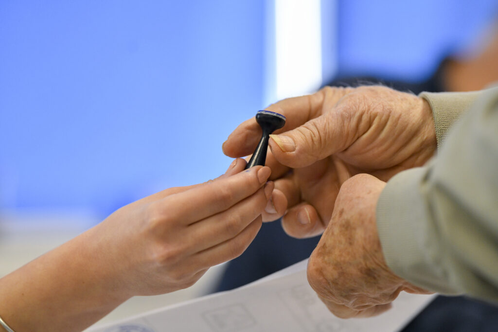 Șeful comisiei electorale din Ucraina, despre organizarea alegerilor post-război: Țara se va confrunta cu provocări enorme