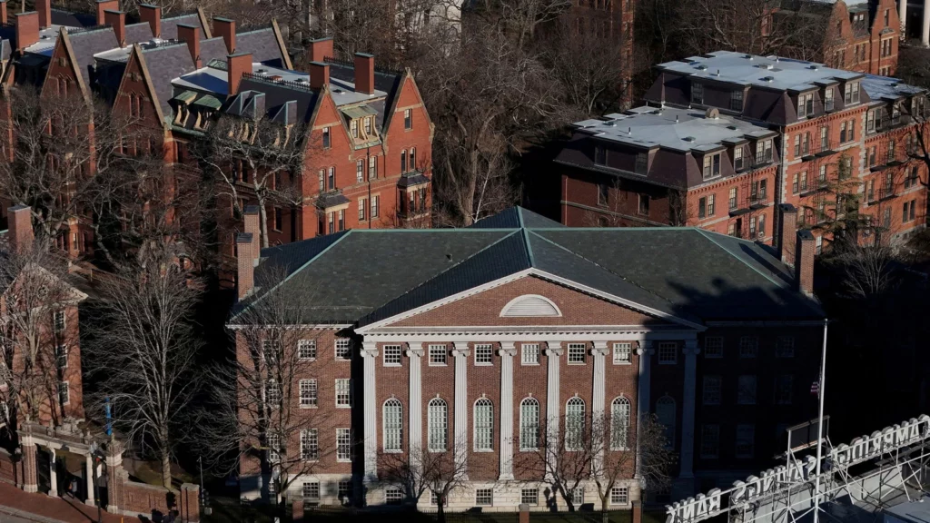 Un proaspăt student la Harvard explică ce au făcut diferit părinții lui pentru succesul său