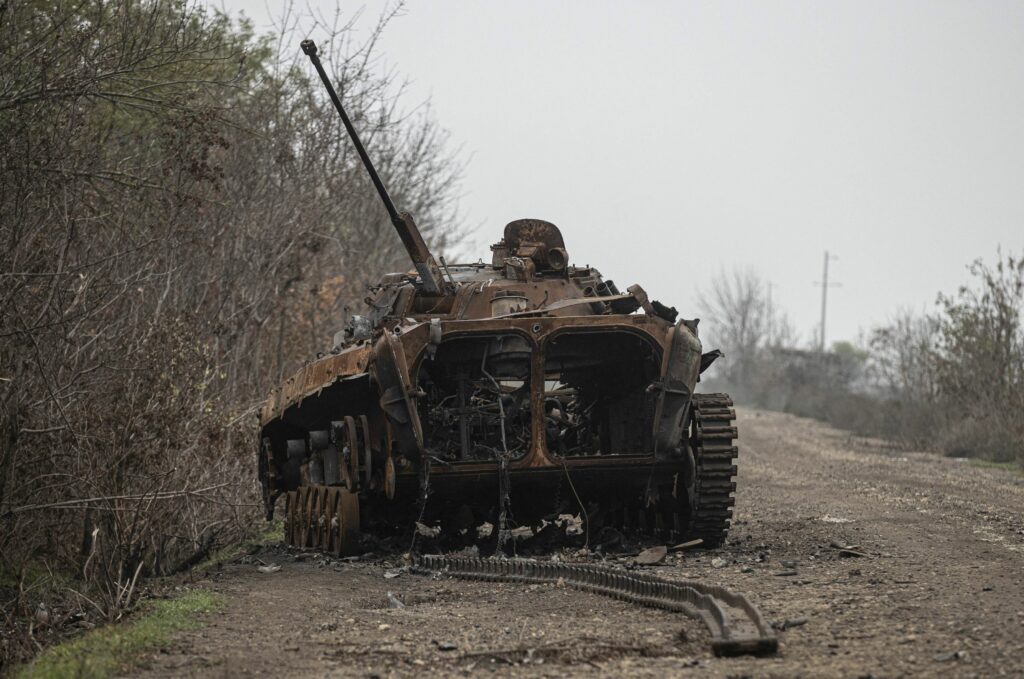 Războiul din Ucraina, ziua 1.252. Comisar european: „Tancurile s-ar bloca în tuneluri” dacă Europa ar intra în război cu Rusia / Zelenski salută termenul limită al noului acord de pace cu Ucraina, stabilit de Trump