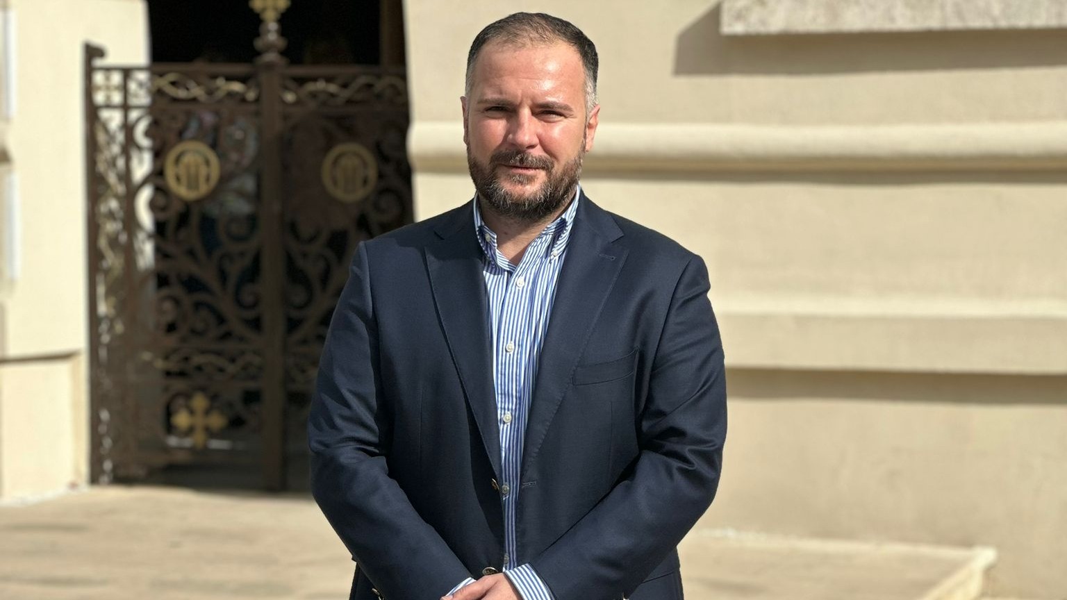 Primăria Sectorului 2 cumpără ambulanțe, autospecială CBRN și echipament de salvare în spații înguste