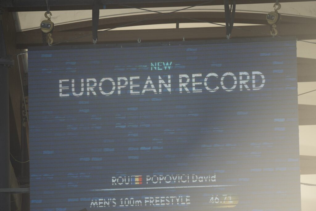David Popovici, aur și record european la 100 m liber, al doilea cel mai bun timp din istoria probei