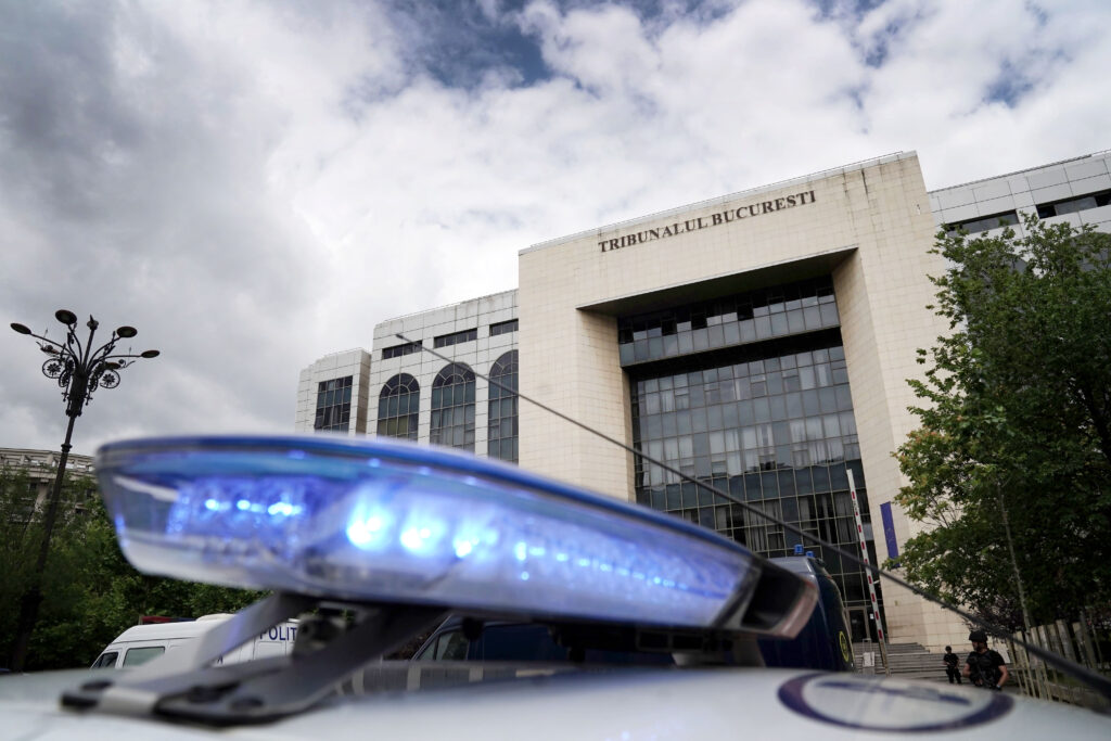 Protest la Parchetul de pe lângă Tribunalul Bucureşti față de proiectul legii pensiilor