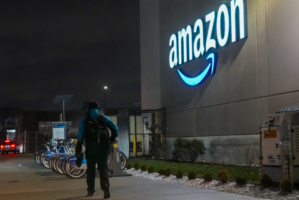 Amazon Iași concediază. România pierde peste 500 de locuri de muncă în IT