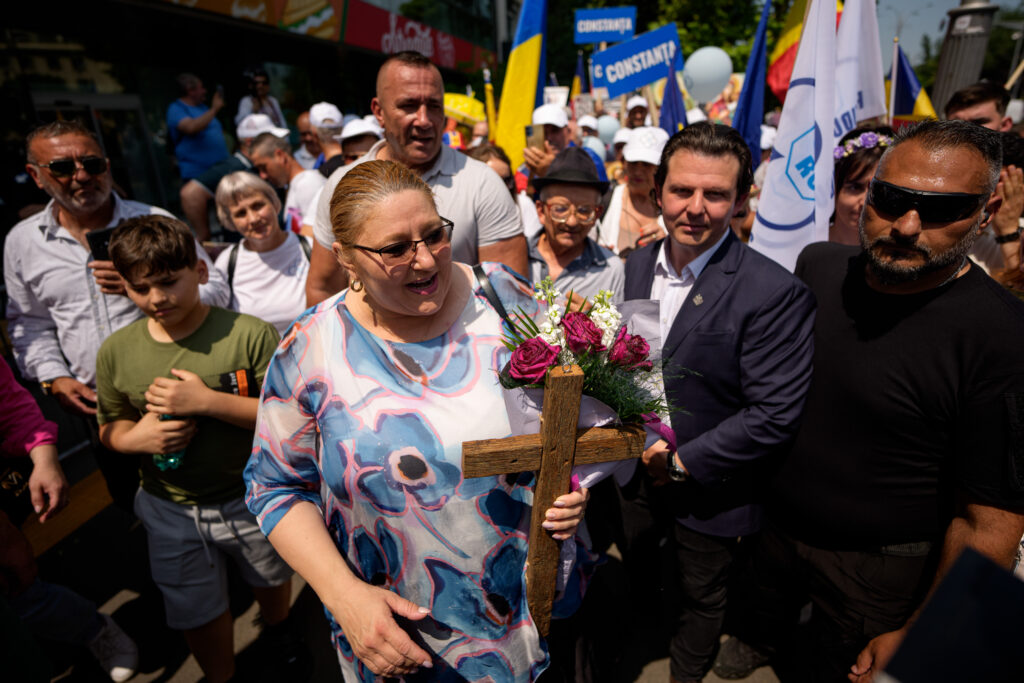 Amenzi și sesizări penale după Marșul Normalității, la care a participat Diana Șoșoacă