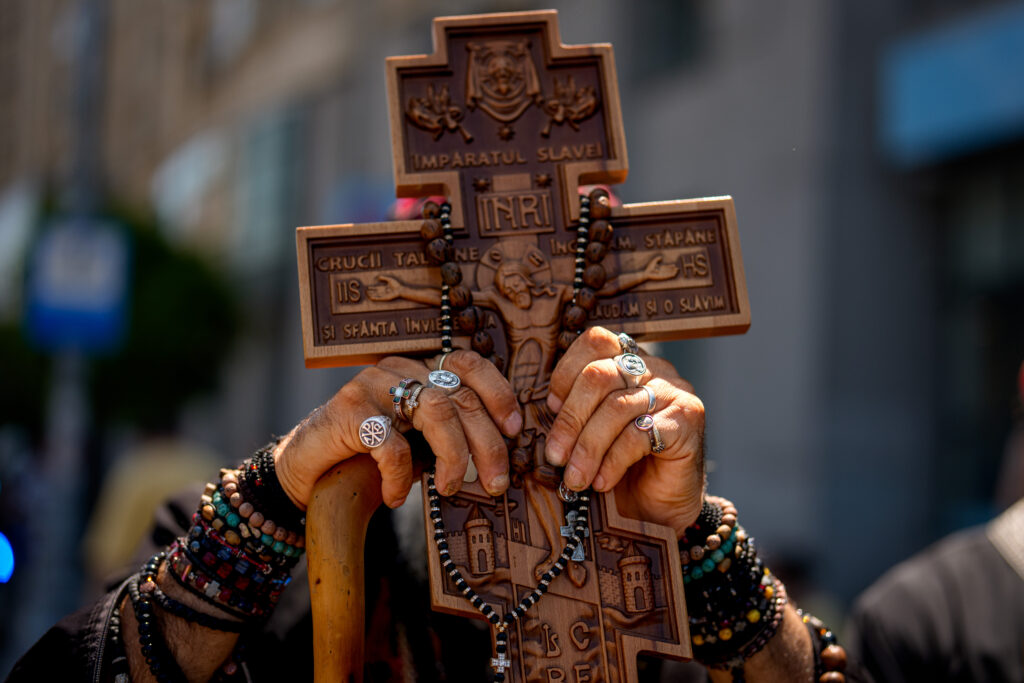 Cum arată luna august pentru ortodocși. Trei mari sărbători cu cruce roșie și încărcătură religioasă profundă