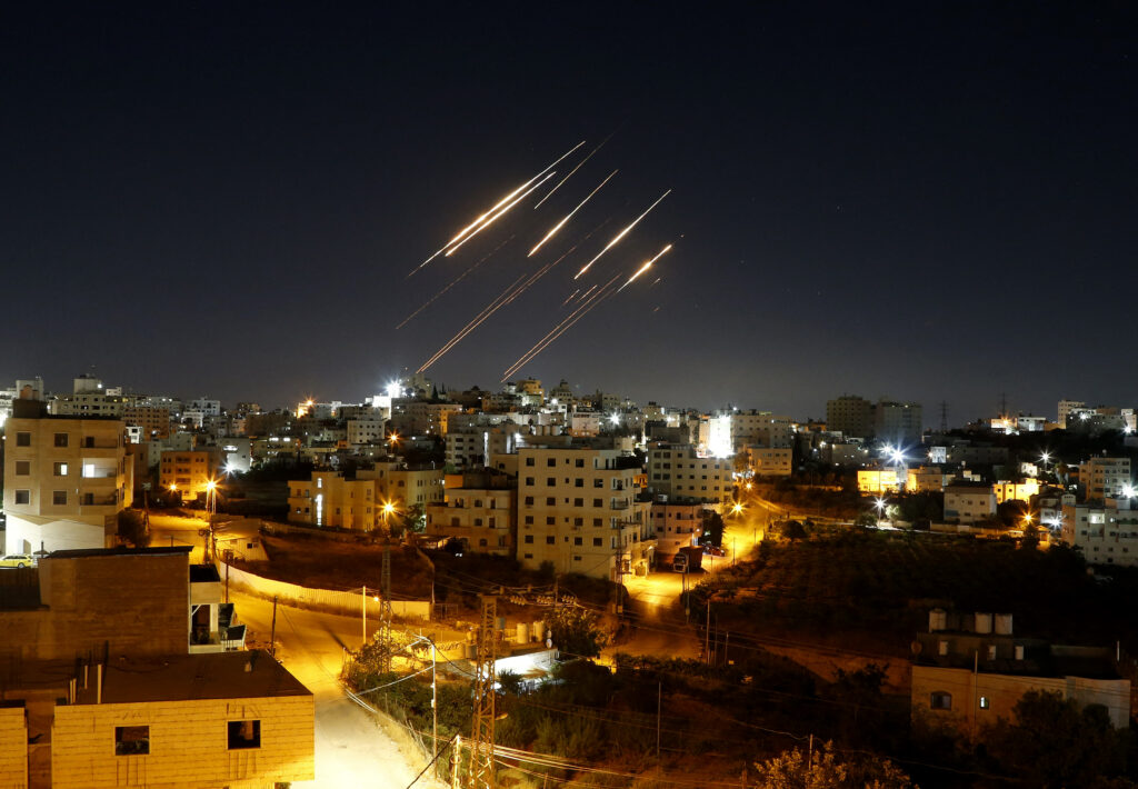 Bomba nucleară a Iranului: Israelul acuză dar CIA spune că nu există