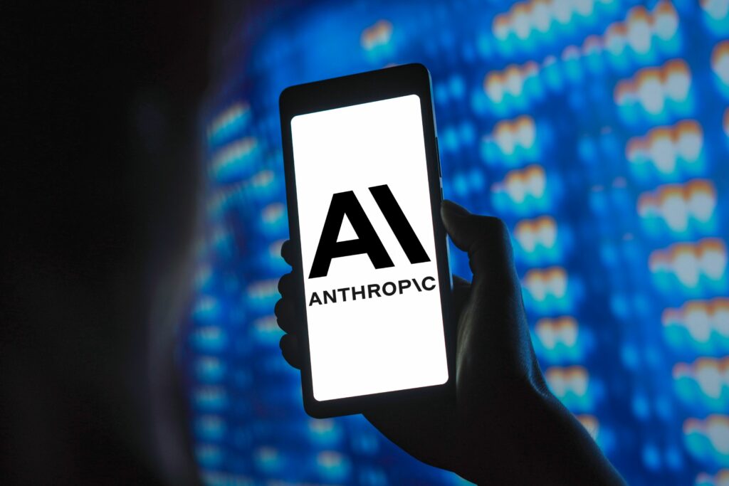 Claude, modelul de AI de la Anthropic, ajută utilizatorii să-și îmbunătățească starea emoțională