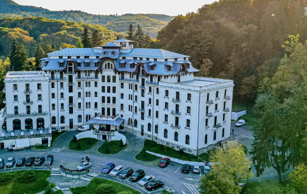 Avertisment al patronilor din turism: majorarea TVA-ului va costa 4.500 de joburi pentru fiecare punct procentual de creștere