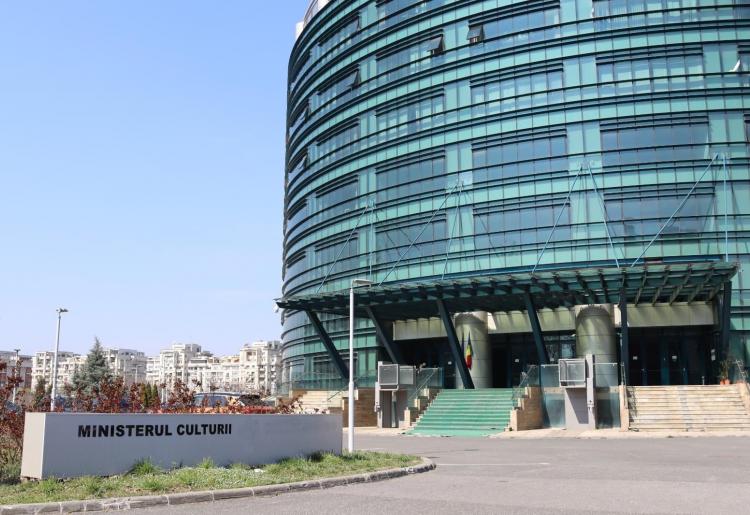 Ministerul Culturii: Blocarea Imnului pe Facebook, cauzată de algoritmi, nu de drepturi de autor