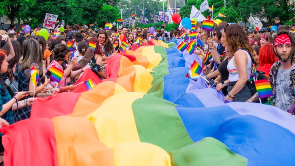 Budapesta îl sfidează pe Viktor Orban. Marşul Pride va avea loc, ocolind legislaţia anti-LGBT a lui Orban. Anunțul primarului din Budapestea