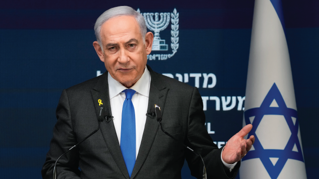 Netanyahu susține că Israelul a înarmat o grupare din Gaza care se opune Hamas