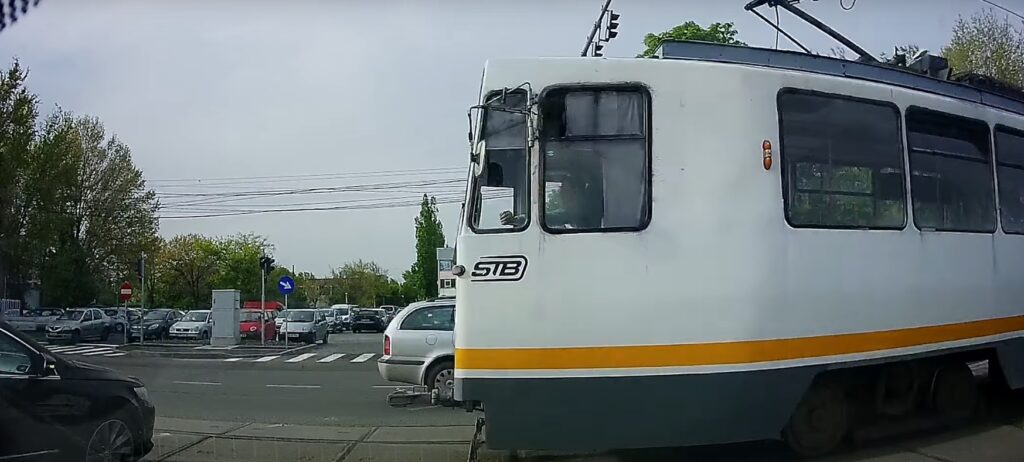 STB deviază mai multe linii de transport după explozia de pe Calea Rahovei
