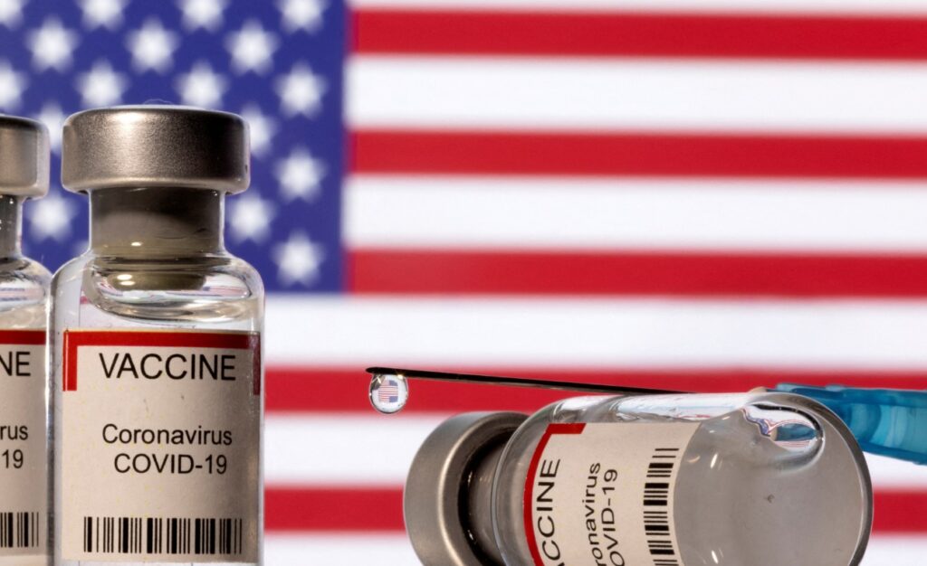 Un bărbat care a ucis un polițist a declarat că vaccinul anti-COVID i-a afectat sănătatea mintală