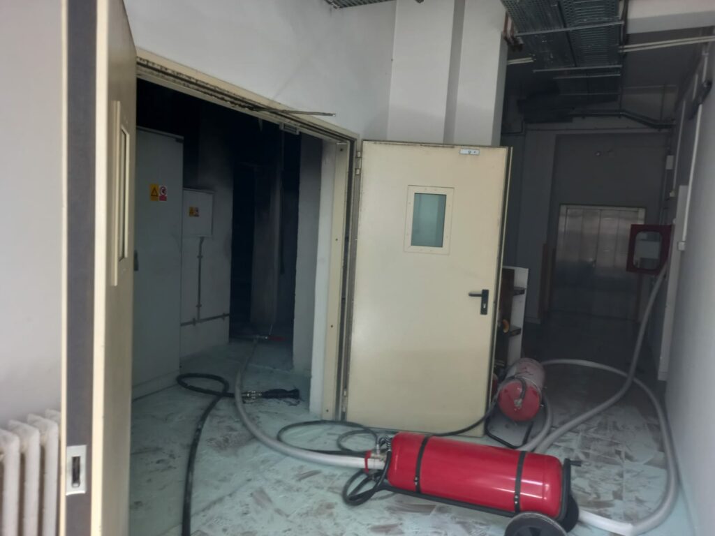 A fire broke out on Wednesday afternoon at the Cuza Vodă Maternity Hospital in Iași