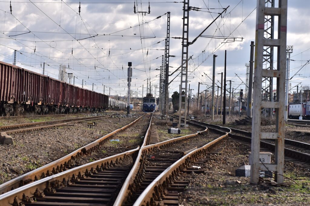 Trenurile au întârzieri între 20 și 150 de minute după incidentul dintre Racoș și Rupea, jud. Brașov