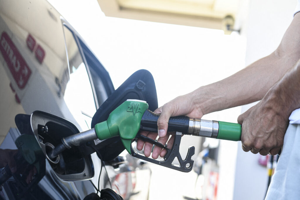 Cât ne vor costa carburanții la pompă de la 1 august?