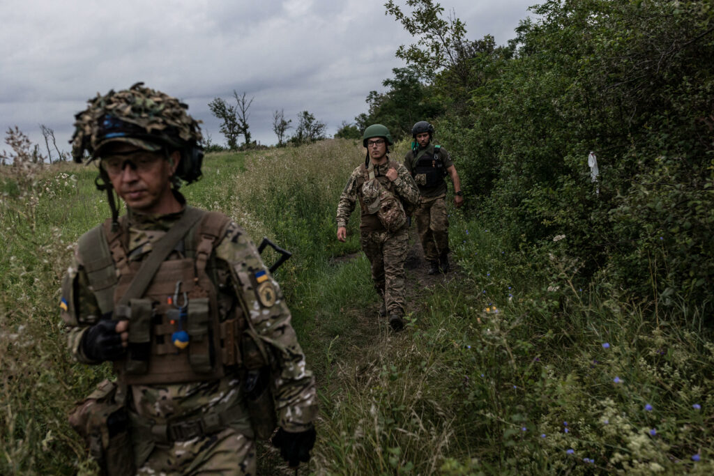 Războiul din Ucraina, ziua 1235. Zelenski afirmă că livrările de ajutor militar au fost reluate