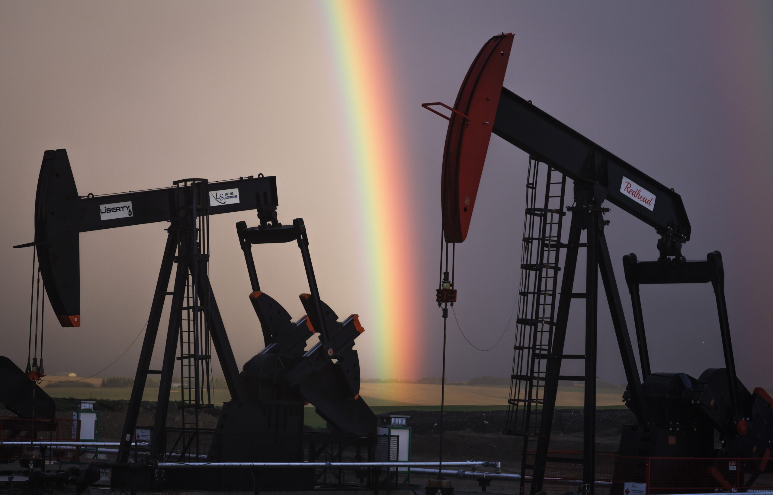 Prețul petrolului scade din cauza negocierilor SUA-Iran