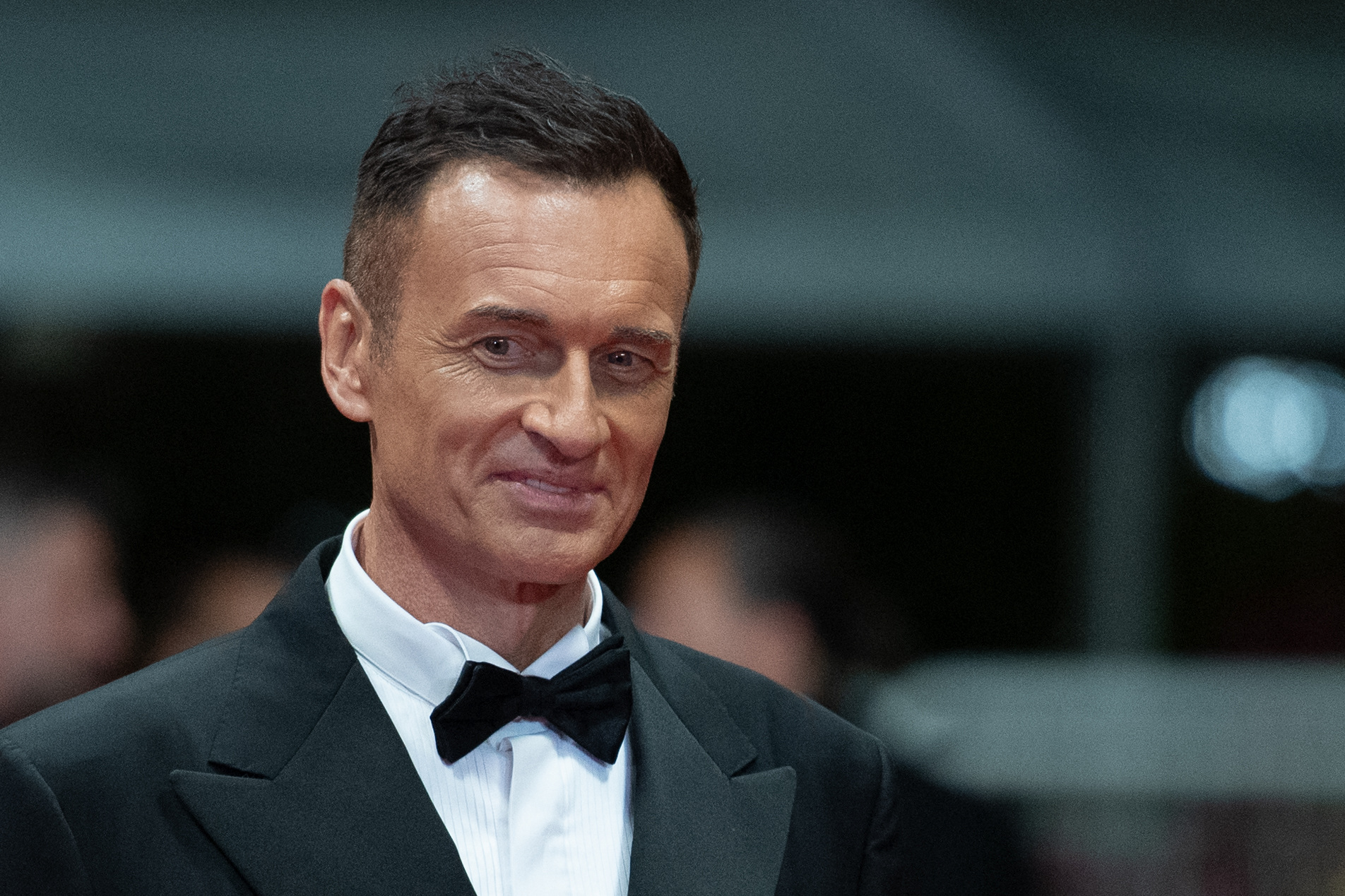 Actorul Julian McMahon, cunoscut din „Nip/Tuck” şi „Fantastic Four”, a murit la 56 de ani