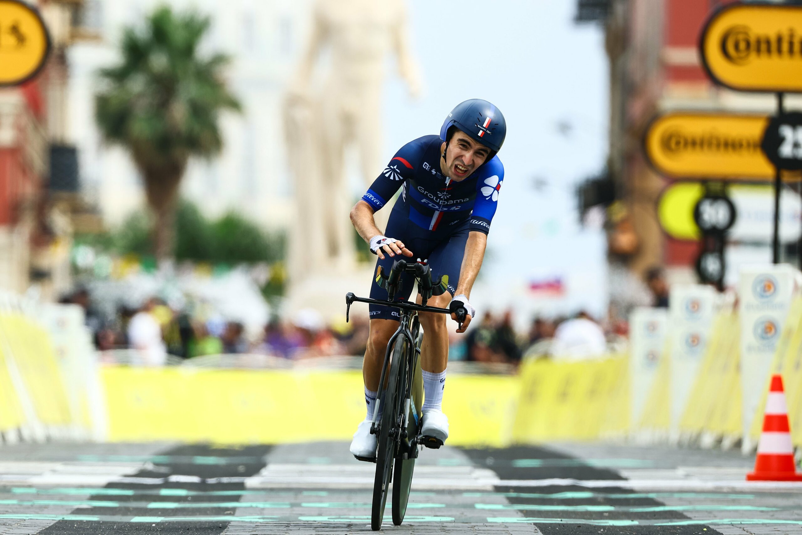 Controale drastice ale UCI atât pentru combaterea dopajului cât și la biciclete pentru dispozitive ascunse