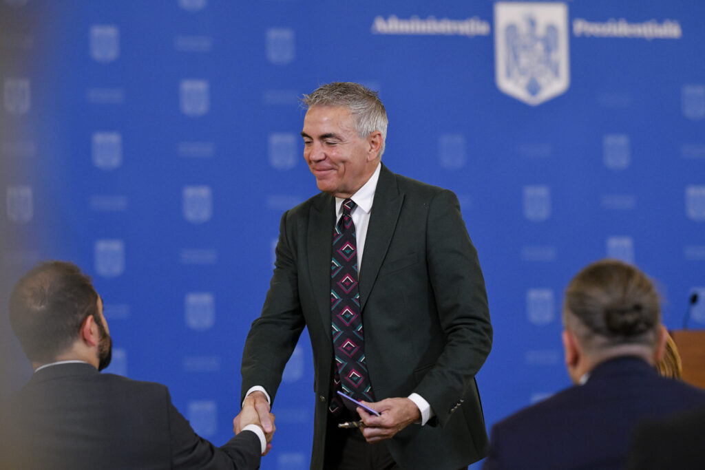 Cum a ajuns vicepremier Anastasiu: A fost un telefon. Mi s-a spus: Cred că e momentul să te implici