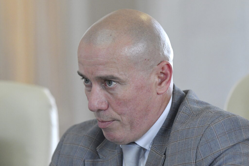 Ce instituții vor fi închise în weekenduri, începând din toamnă? Anunțul făcut de ministrul Culturii