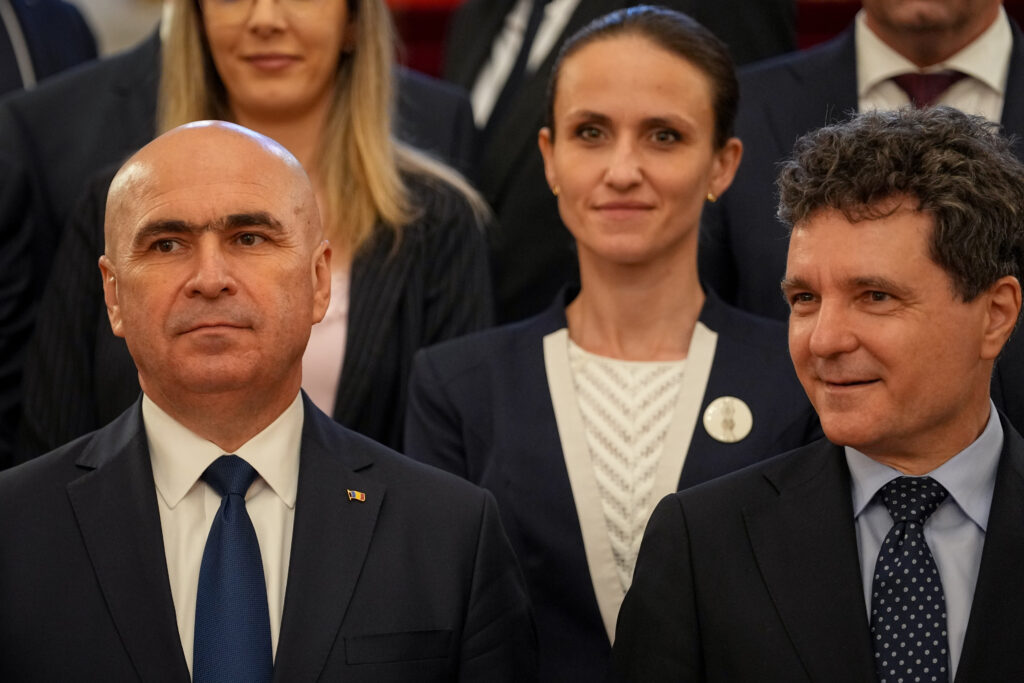 Ilie Bolojan îl apără pe Nicușor Dan: Preşedintele ne-a cerut să nu creştem TVA, din păcate am ajuns la această soluţie