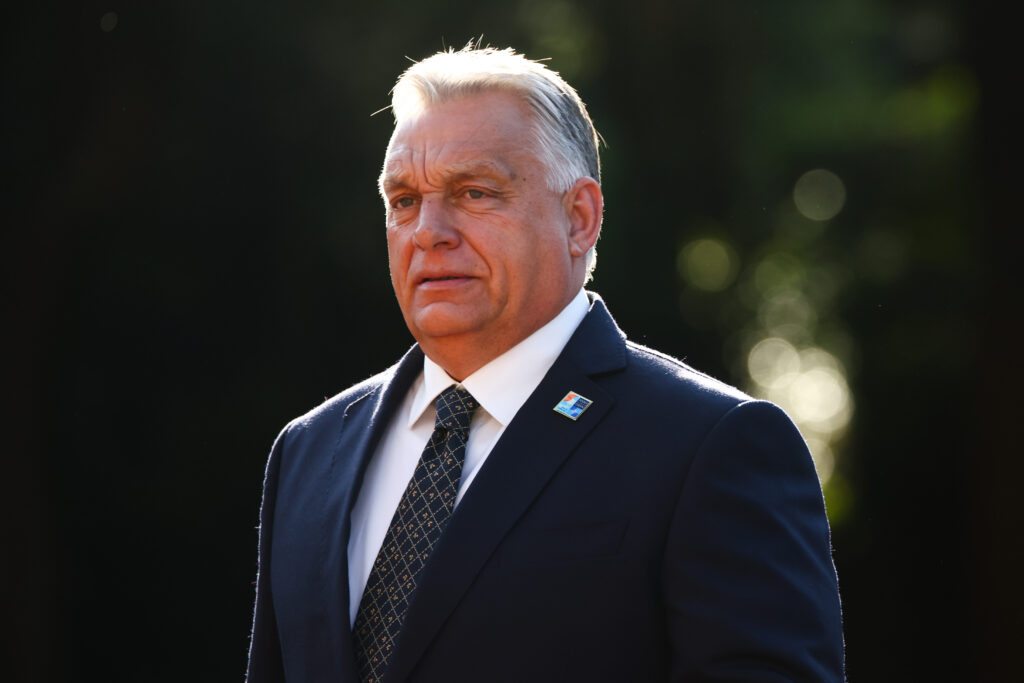Capital politic pentru alegerile din 2026. Ce promisiuni începe să facă Viktor Orban pentru a câștiga votul funcționarilor publici