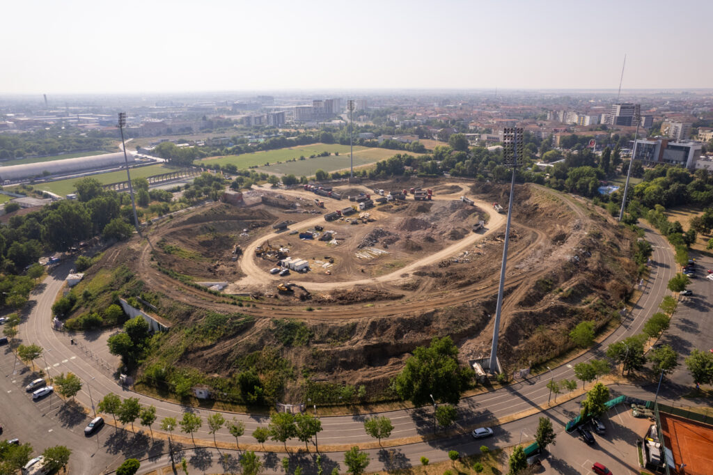 Alfred Simonis: Stadionul Dan Păltinișanu se construiește