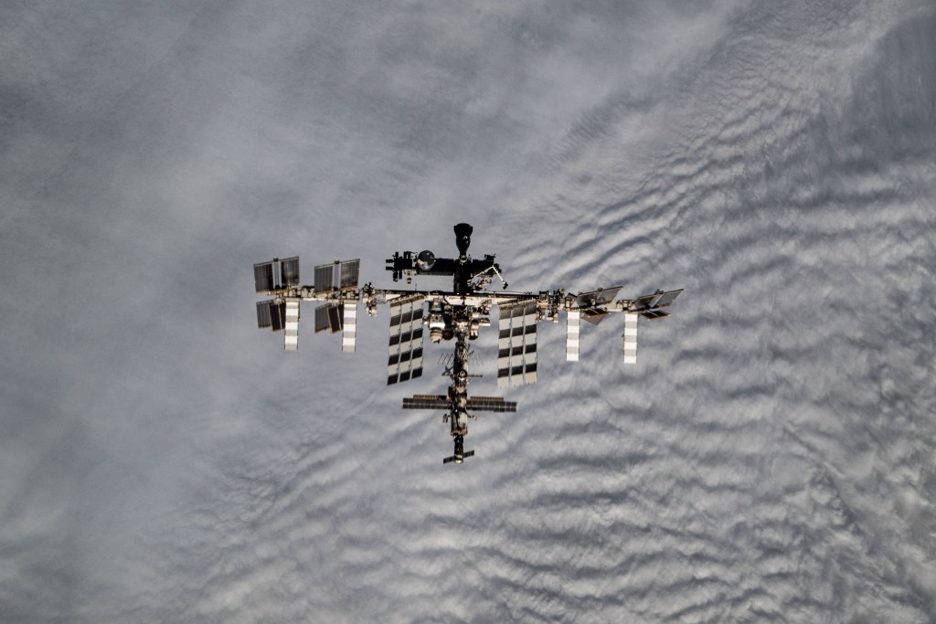 Astronauți din India, Polonia și Ungaria se întorc pe Pământ după prima lor misiune pe Stația Spațială Internațională