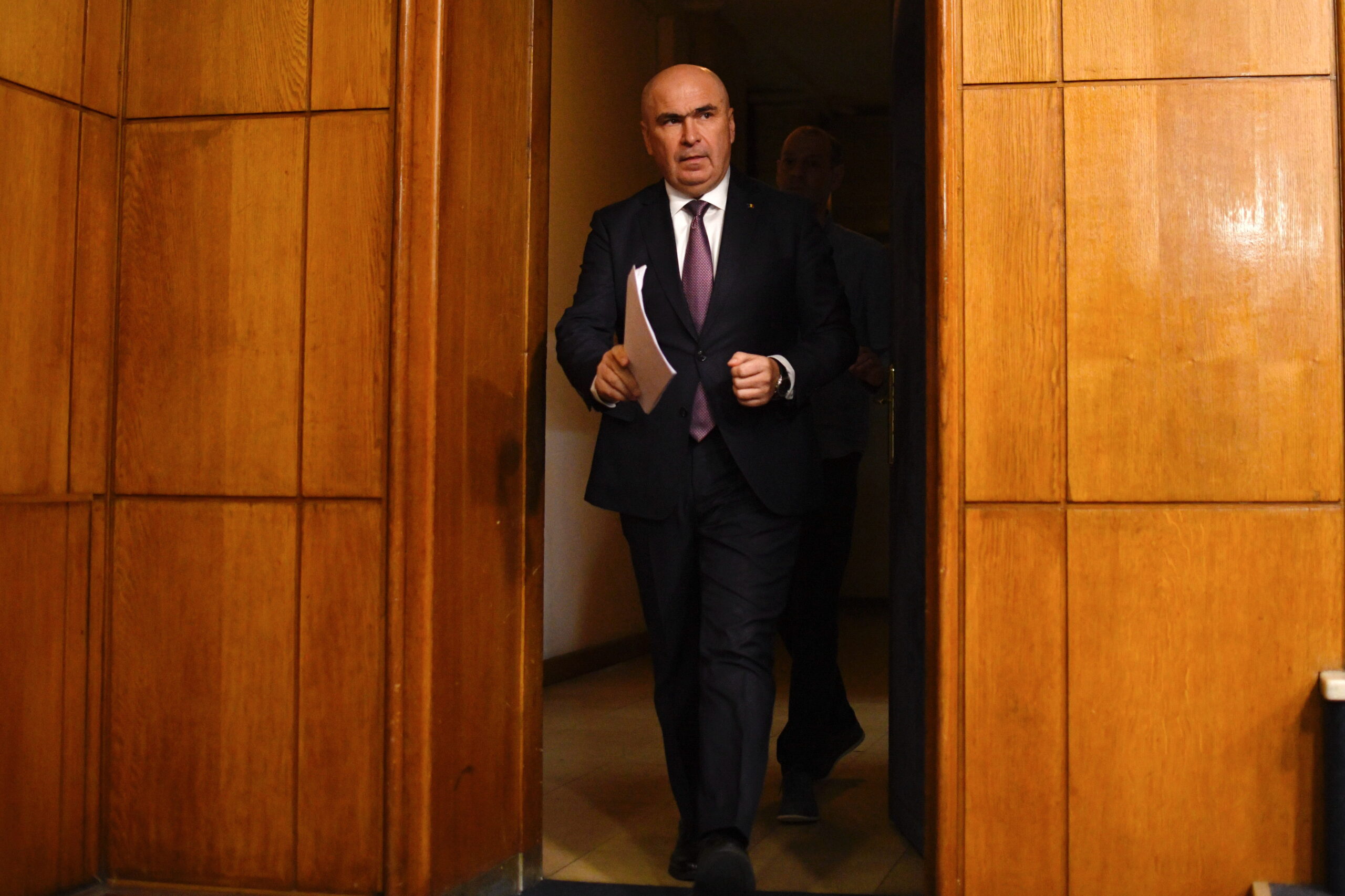 Facem ceea ce trebuia făcut de ieri. Dar facem ceea ce trebuie, mai târziu decât niciodată Facem ceea ce trebuia făcut de ieri. Dar facem ceea ce trebuie, mai târziu decât niciodată