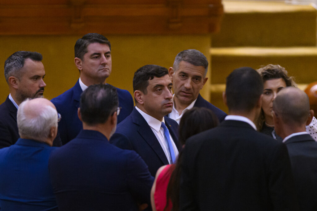 Parlamentari PSD și AUR îi cer lui Ilie Bolojan să revizuiască măsurile din Educație: „Soluțiile adoptate în Educație pot avea efecte negative”