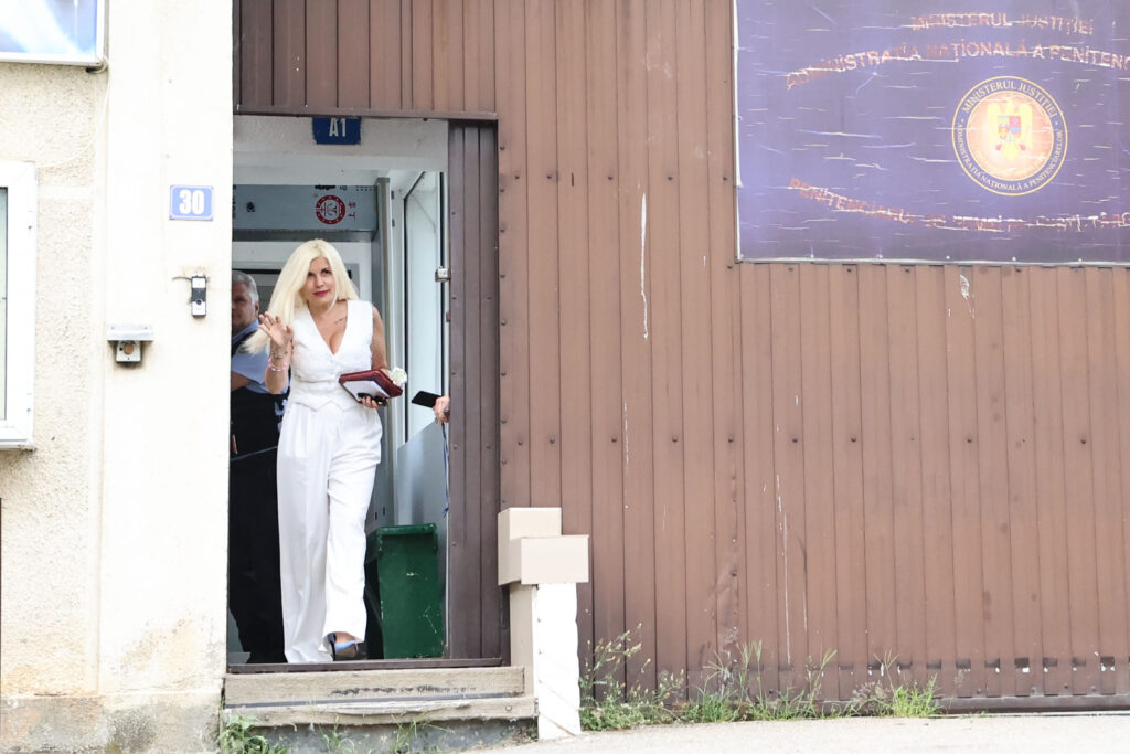 Ce planuri de viitor are Elena Udrea după eliberare? „În primul rând sper să mă întreţină cu soţul o perioadă”