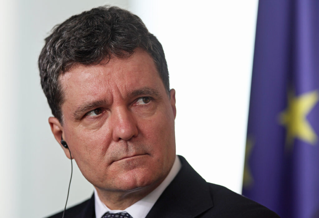 Nicușor Dan, despre cazul suspectului de crimă din Mureș: „Este o imagine proastă pentru Poliția Română”