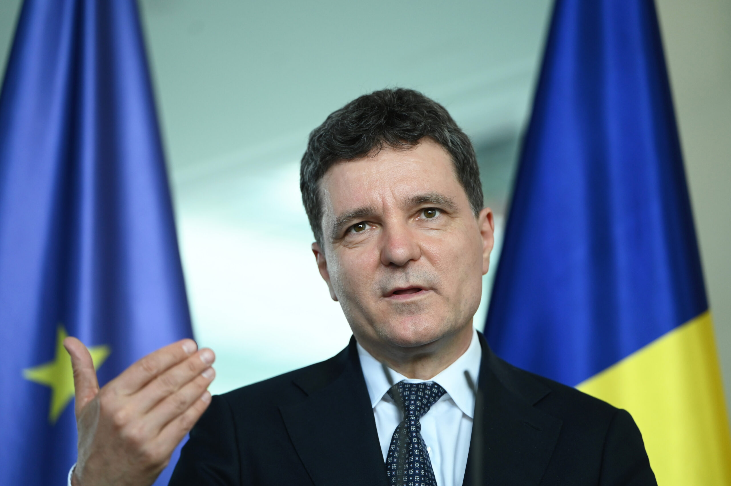 Nicușor Dan promises investment and political stability at Salzburg Industrialists’ Summit