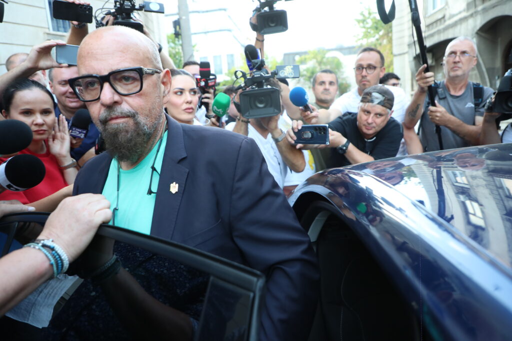 DNA, despre dosarul lui Piedone: l-a învățat pe reprezentantul hotelului cum să aranjeze bucătăria și camerele