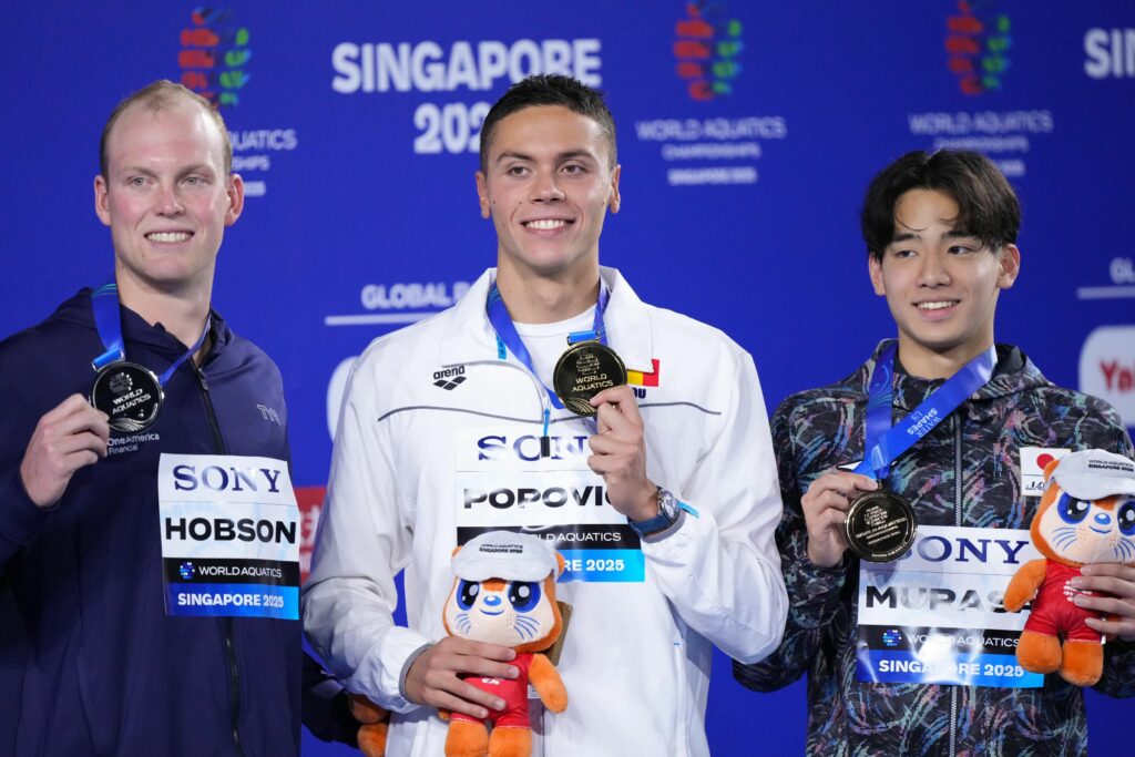 Valuri de felicitări pentru campionul David Popovici: Aurul de la Campionatul Mondial câștigat chiar de ziua Imnului Național