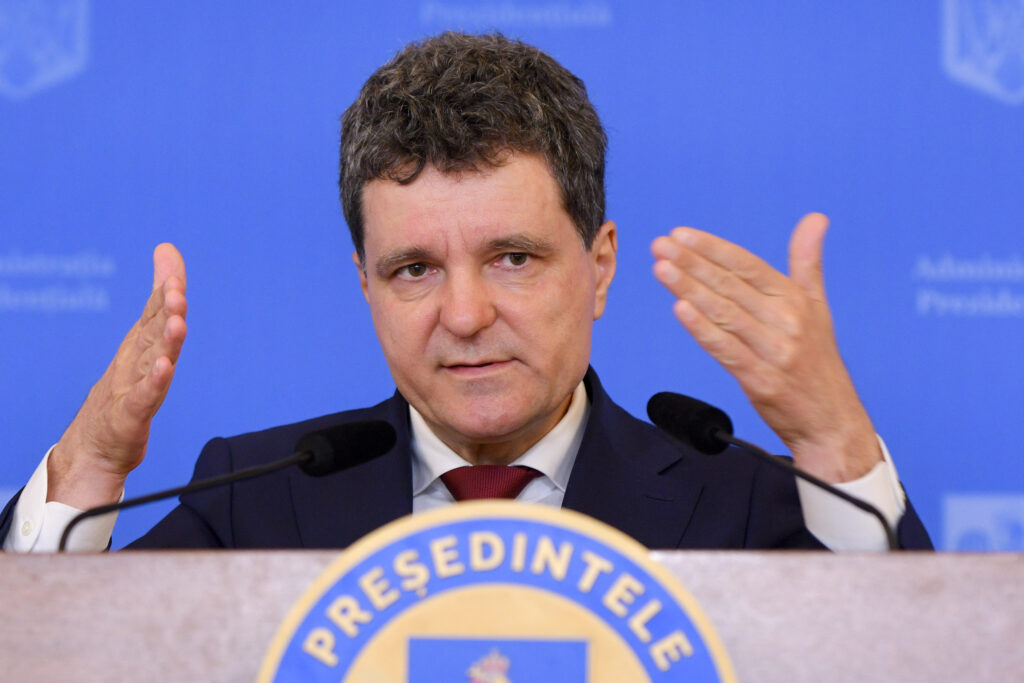 Sondaj Avangarde. Ce cred românii despre politica externă a lui Nicușor Dan, liderii internaționali și prietenii României