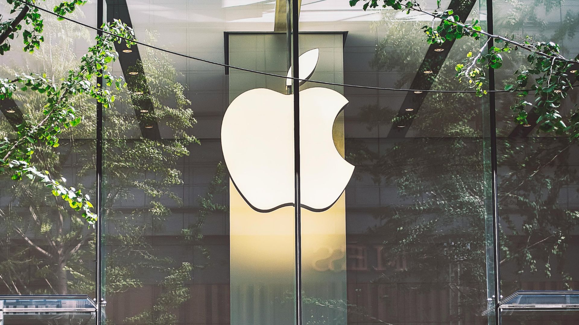 Cursa AI a început, dar Apple încă își calculează traseul