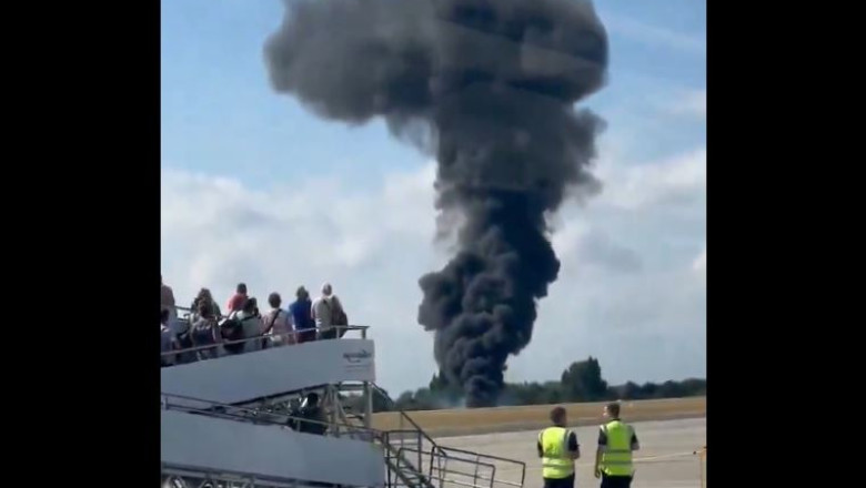 Un avion de mici dimensiuni s-a prăbușit la aeroportul Southend din Londra. Impactul cu solul, ca o „minge de foc uriașă”