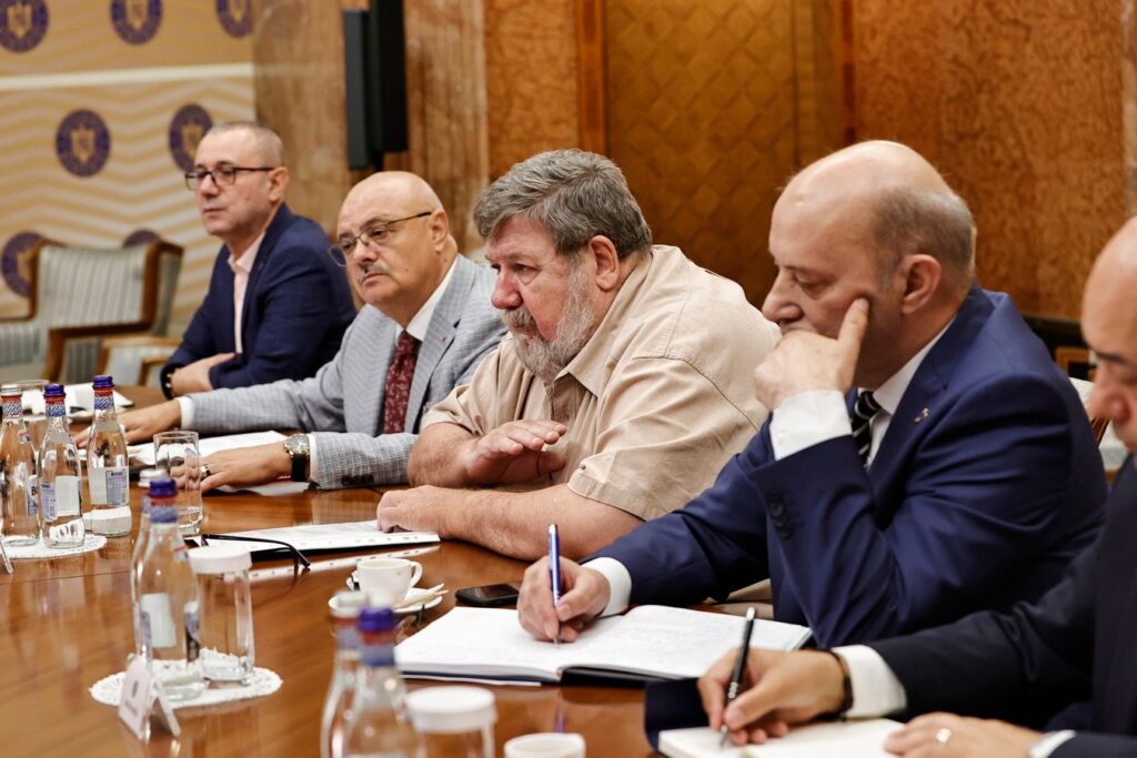 Sindicatele, despre măsurile propuse de Guvernul Bolojan pentru reducerea cheltuielilor în sectorul bugetar. BNS: România are nevoie de măsuri corecte, aplicate echitabil