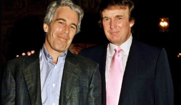 Noi informații despre legăturile lui Trump cu Jeffrey Epstein prezente în imagini video și fotografii recent descoperite