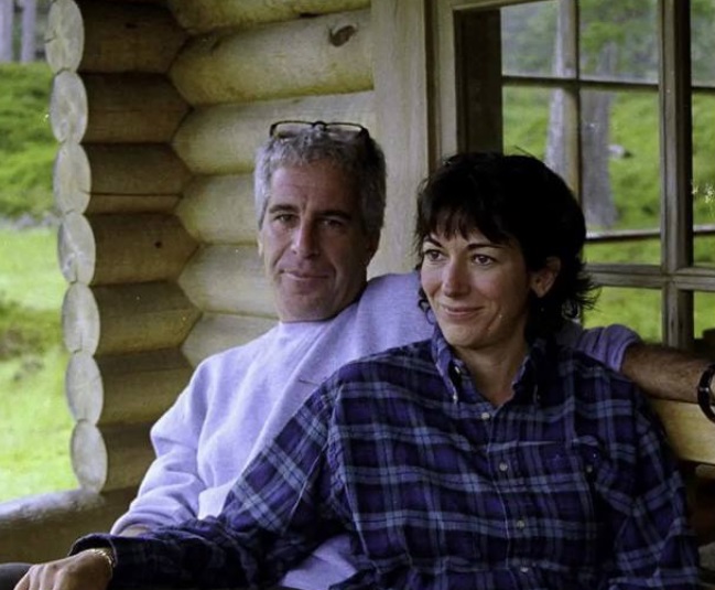 SUA: Congresul decide respingerea cererii de imunitate a lui Ghislaine Maxwell pentru a depune mărturie