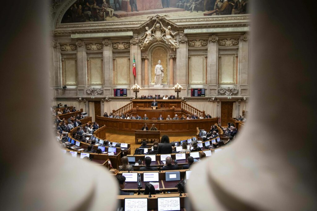 Violul a devenit infracțiune publică în Portugalia. Ce însemnă schimbarea femei?