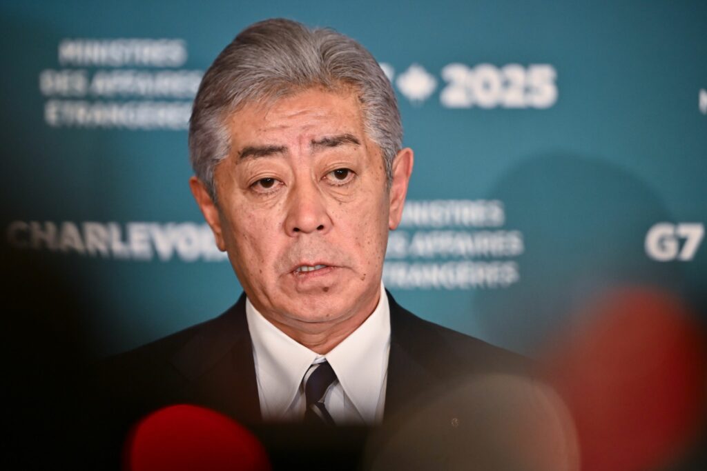 Japonia le cere oficialilor din Thailanda și Cambodgia aplanarea conflictului de la graniță